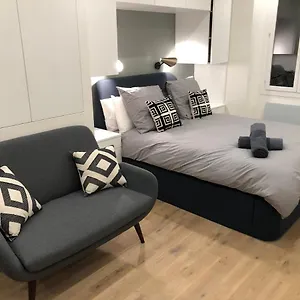 Design Proche Champs-elysées Appartement